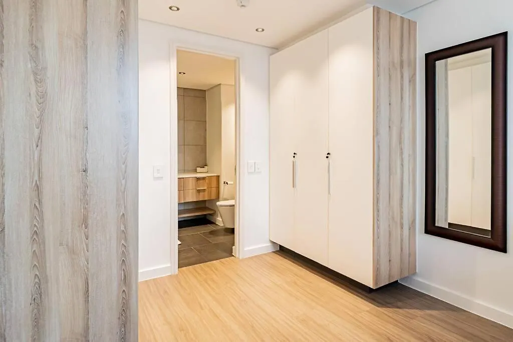 1 Bed Flat With Mountain View Apartment Cape Town