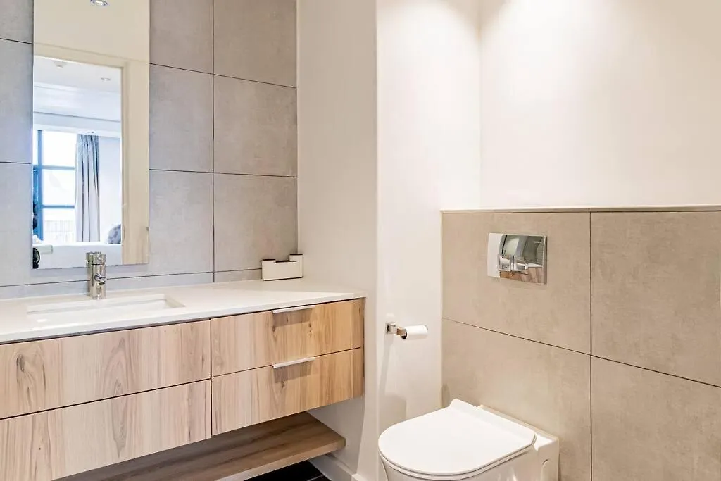 1 Bed Flat With Mountain View Apartment Cape Town